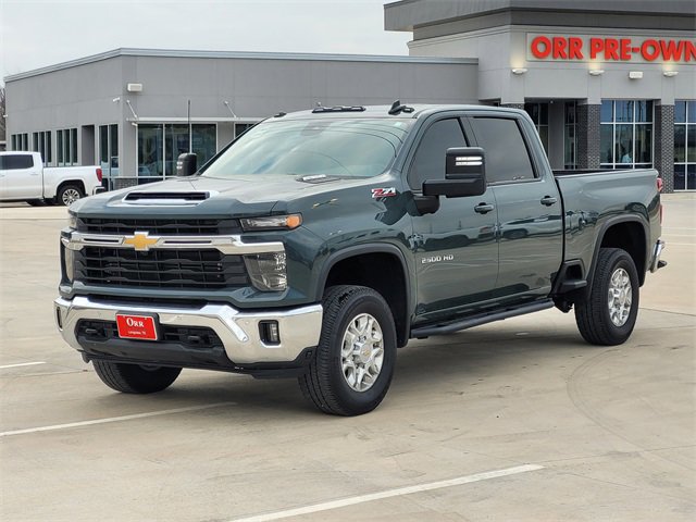 Used 2025 Chevrolet Silverado 2500 LT w/ Safety Package image 3