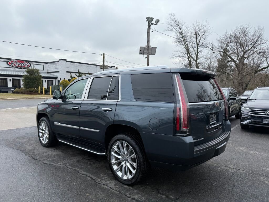 Used 2020 Cadillac Escalade Luxury image 5