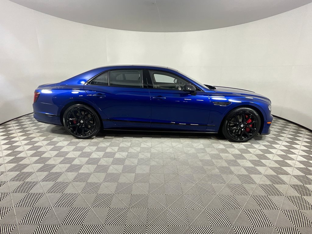 Used 2023 Bentley Flying Spur S V8 image 5