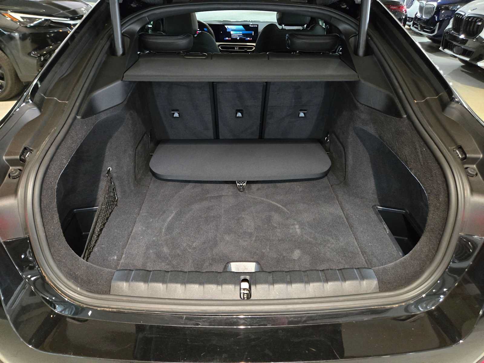 Used 2023 BMW i4 eDrive35 RWD image 13