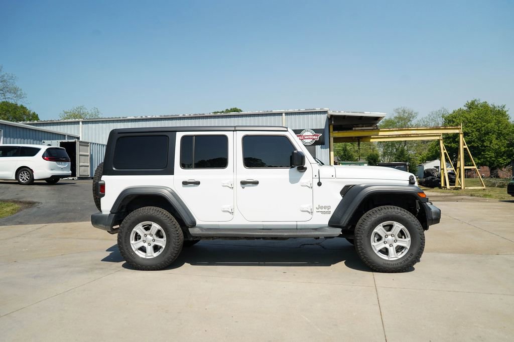 Used 2020 Jeep Wrangler Unlimited Sport S AWD/4WD image 3