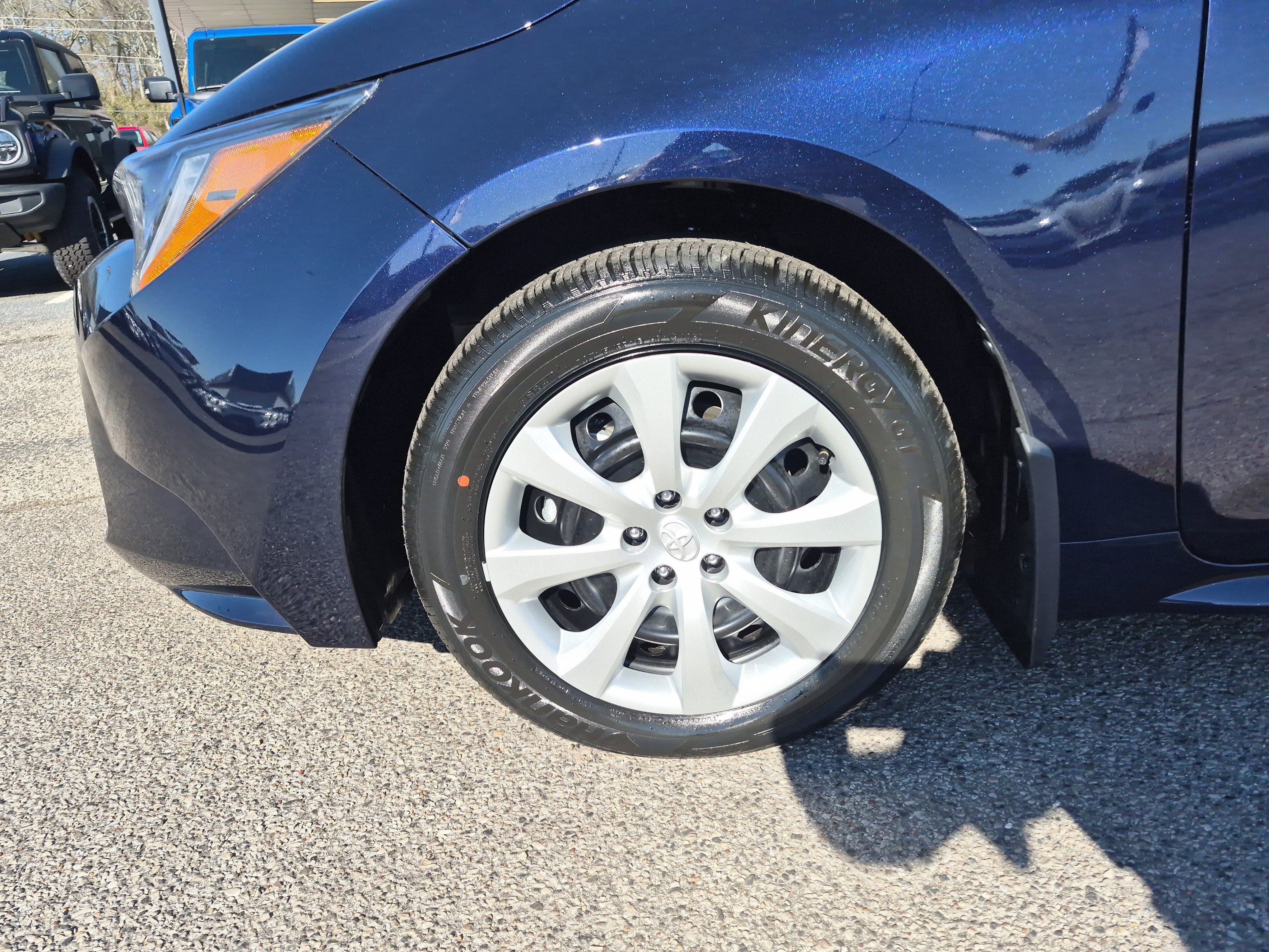 Used 2026 Toyota Corolla LE image 8