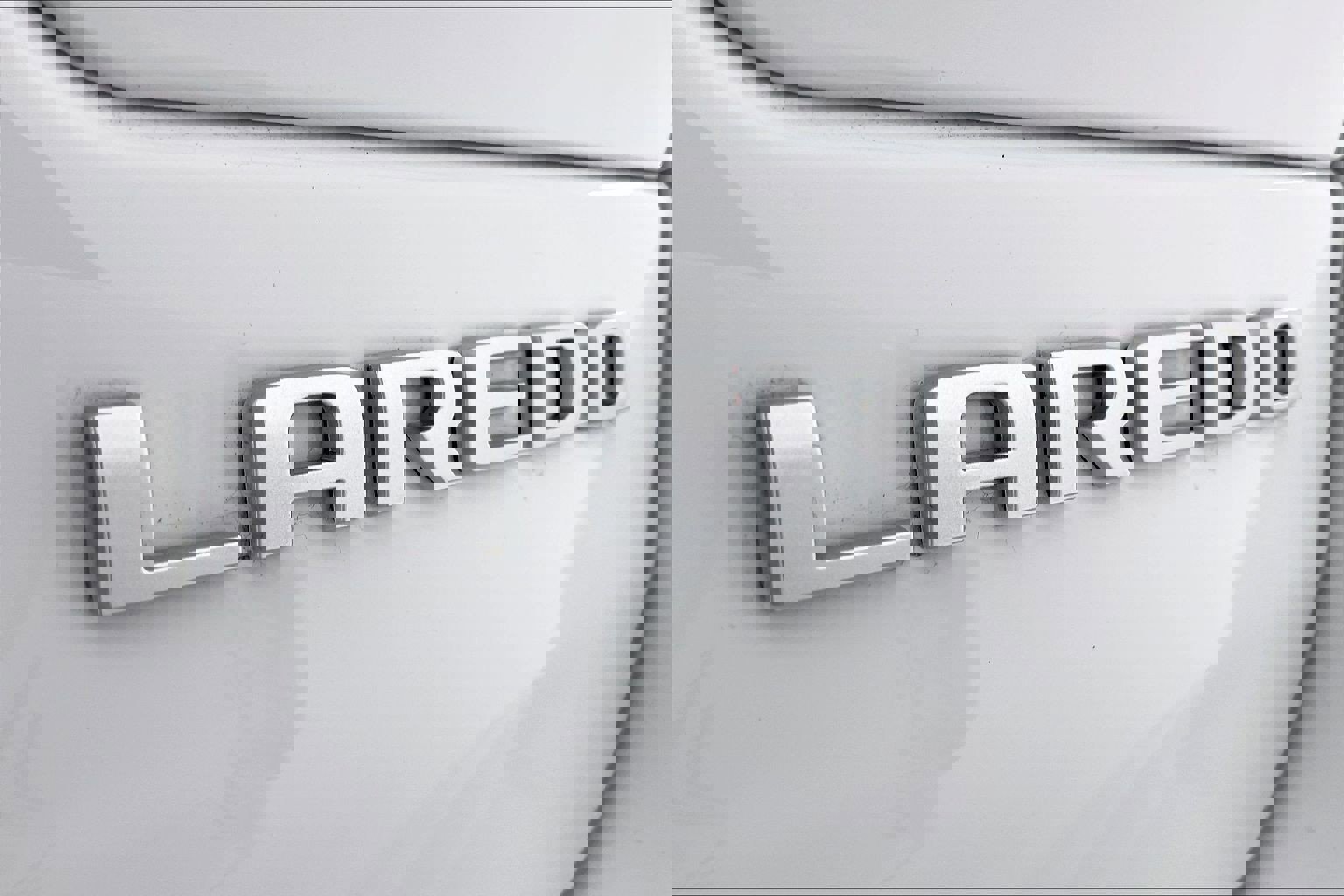 New 2025 Jeep Grand Cherokee Laredo X w/ Luxury Tech Group I image 22