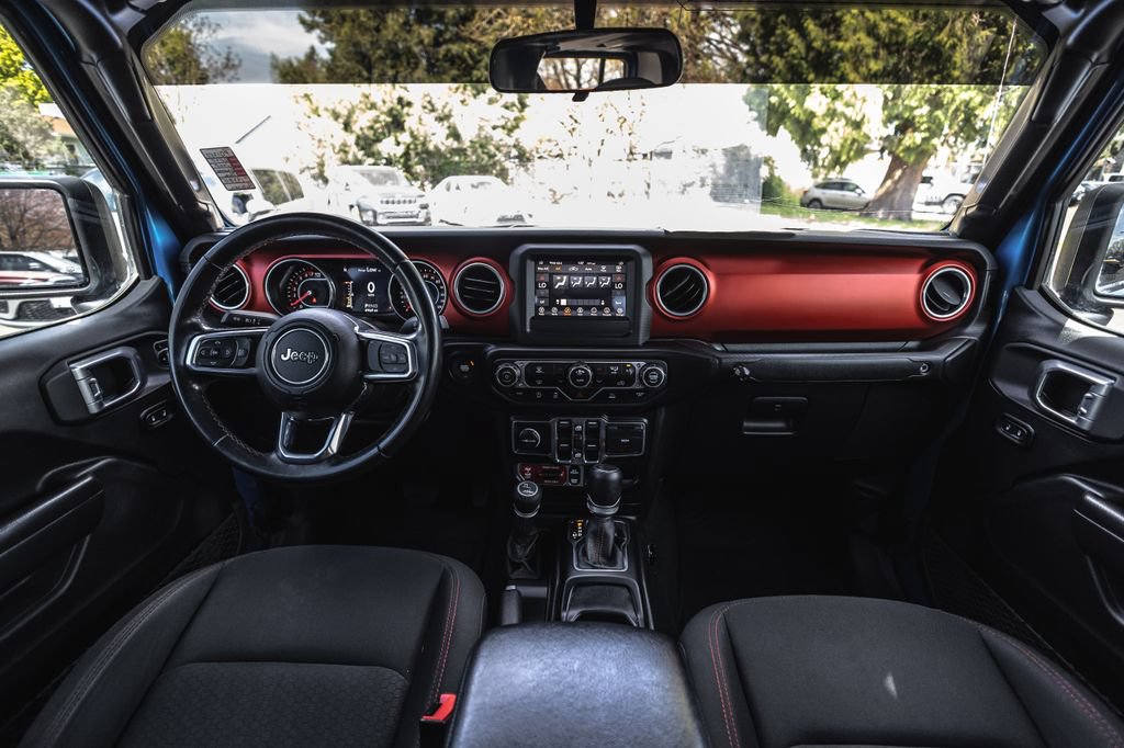 Used 2020 Jeep Gladiator Rubicon w/ Trailer Tow Package AWD/4WD image 25