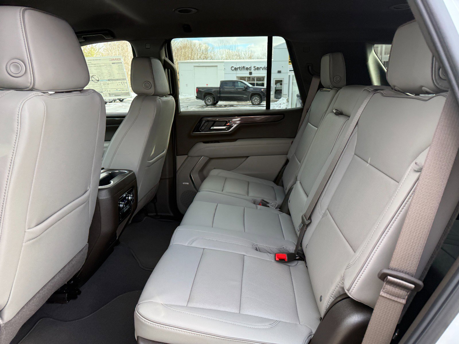 New 2026 GMC Yukon Elevation image 16