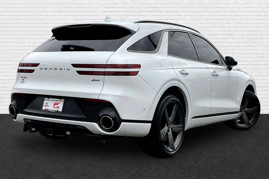 Used 2023 Genesis GV70 2.5T w/ Sport Prestige Package AWD/4WD image 6
