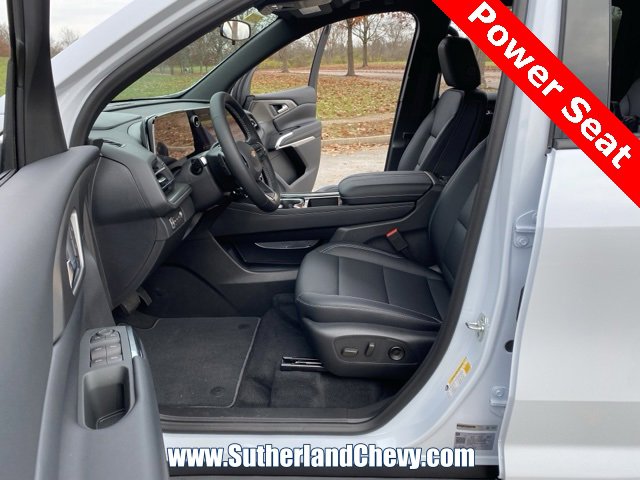 New 2026 Chevrolet Traverse LT image 16