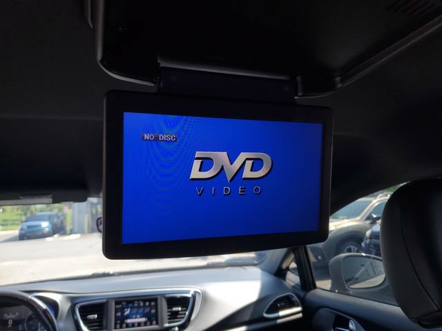 Certified 2020 Chrysler Pacifica Touring-L w/ S Appearance Package FWD image 15