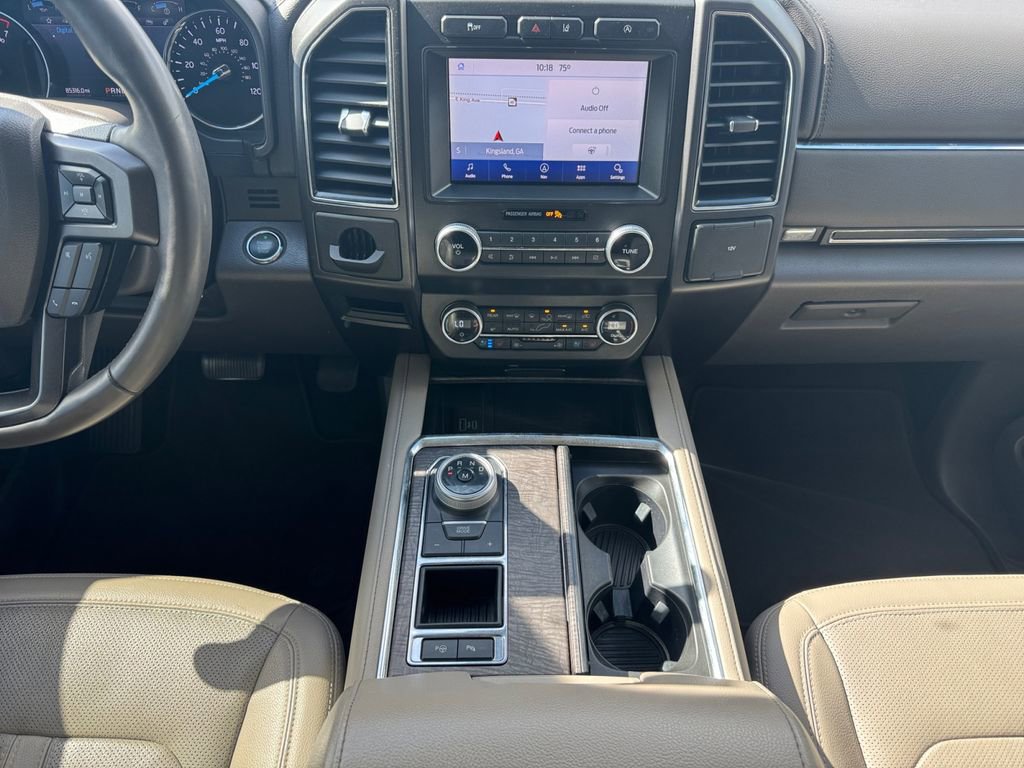 Used 2021 Ford Expedition Limited image 11