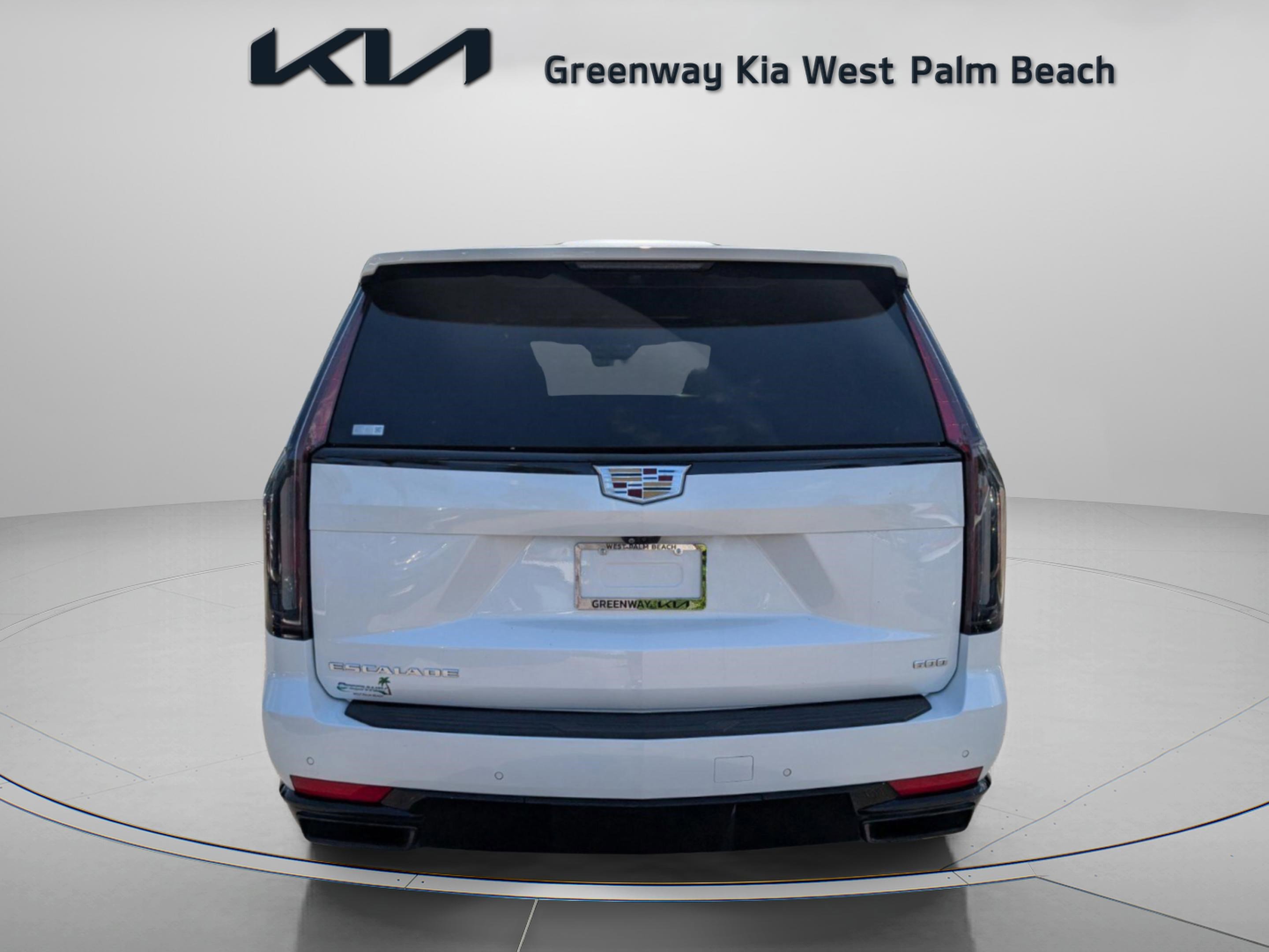 Used 2022 Cadillac Escalade ESV Sport RWD image 6