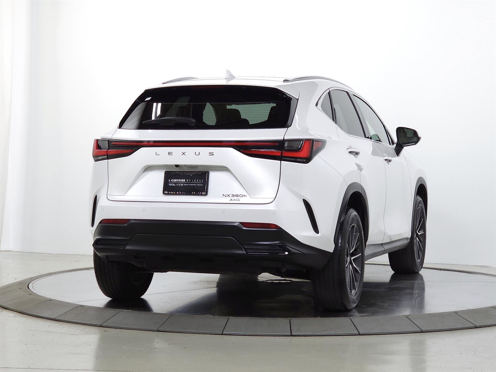 Certified 2024 Lexus NX 350h AWD w/ Vision Package image 11
