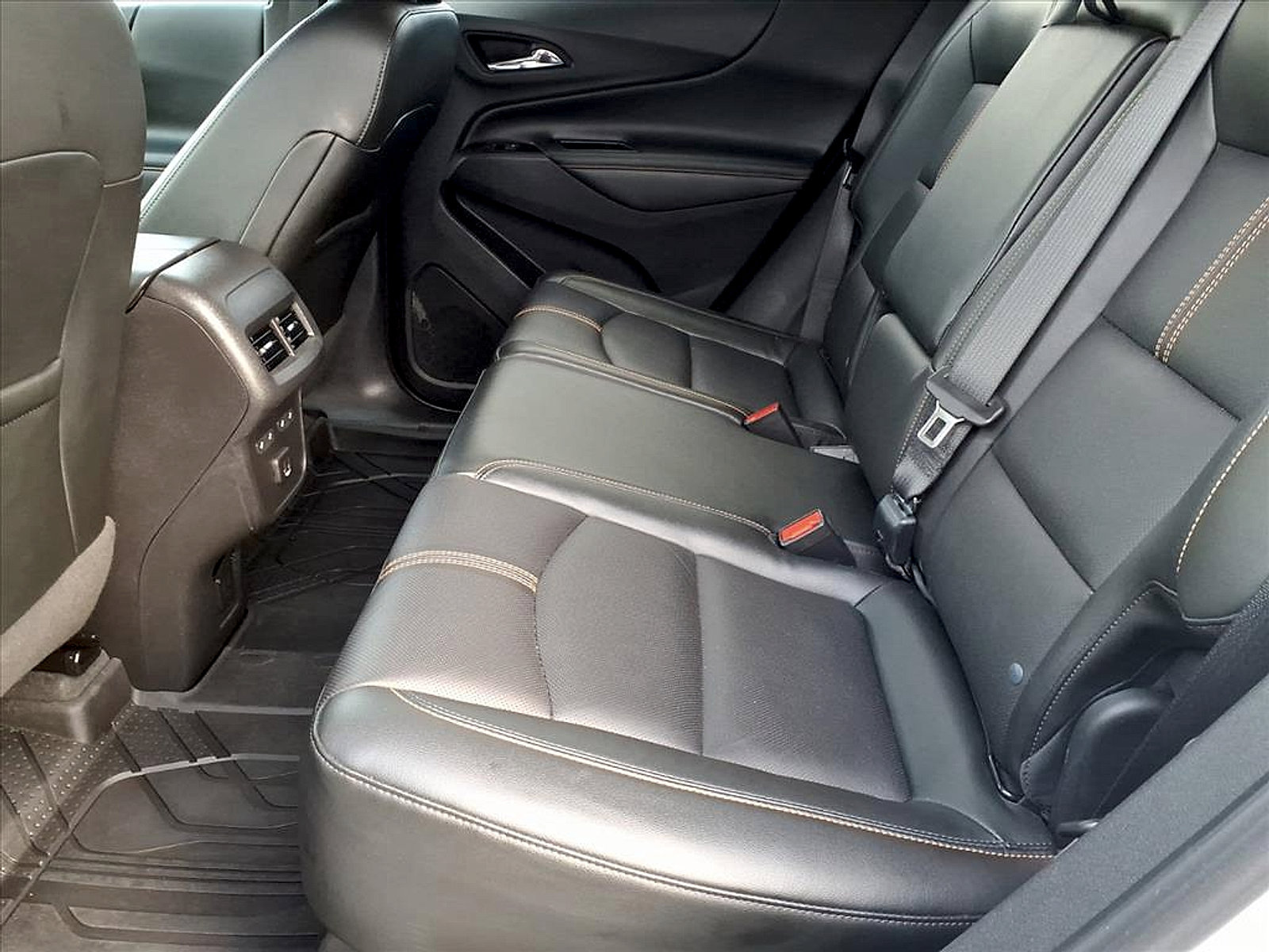 Certified 2022 Chevrolet Equinox Premier image 5