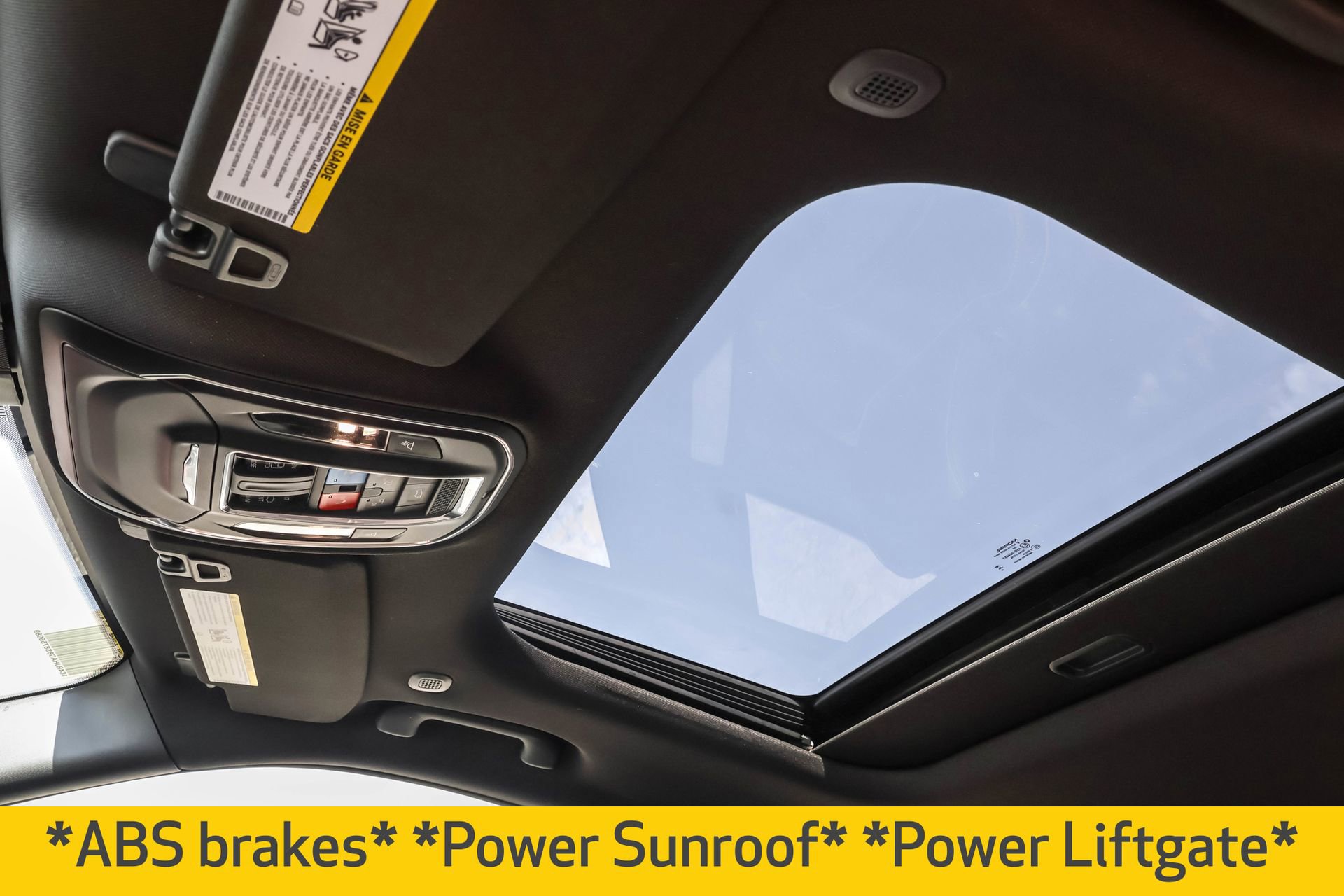 New 2025 Jeep Grand Cherokee Altitude image 7