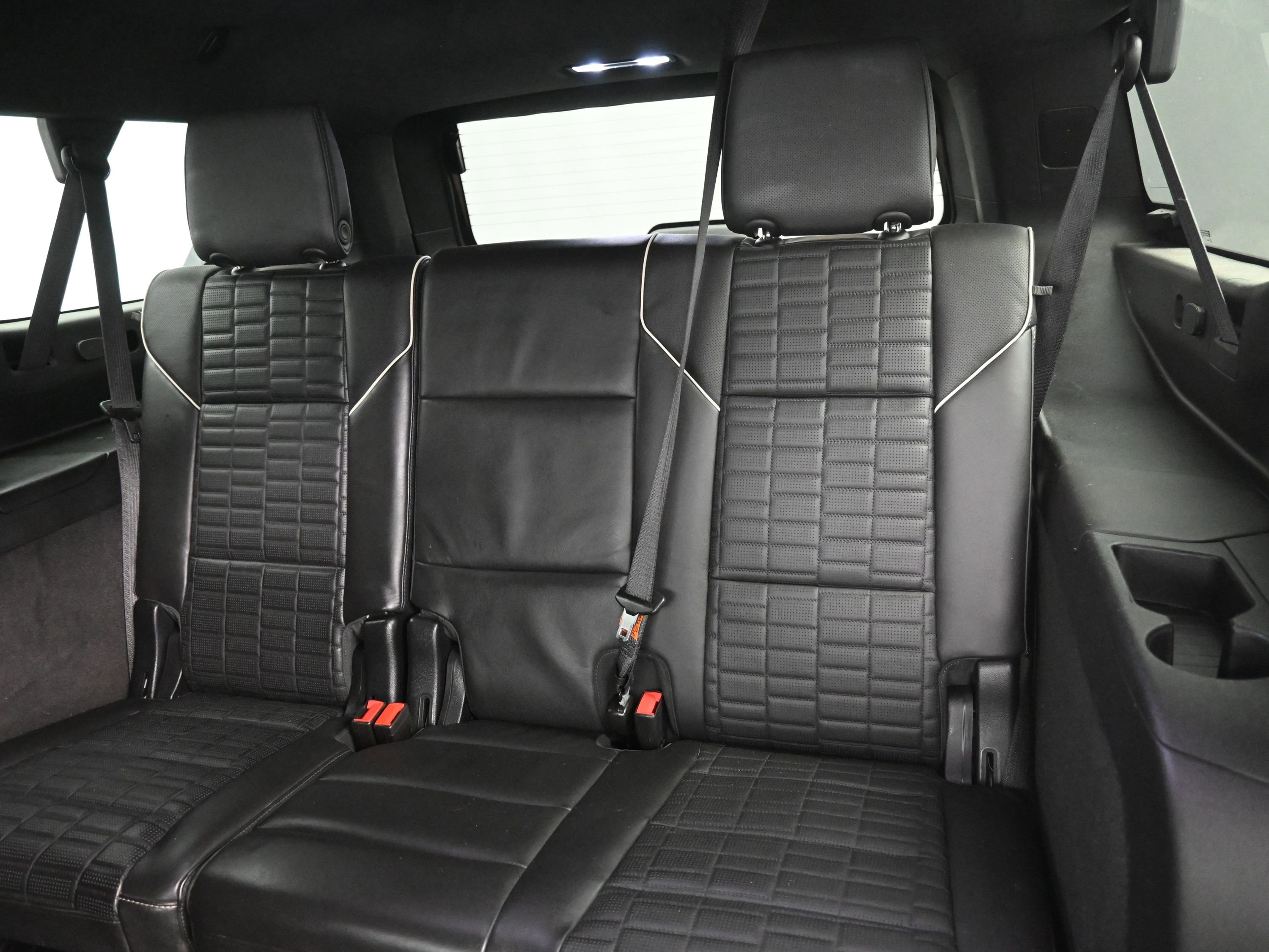 Used 2023 Cadillac Escalade ESV Sport Platinum image 27