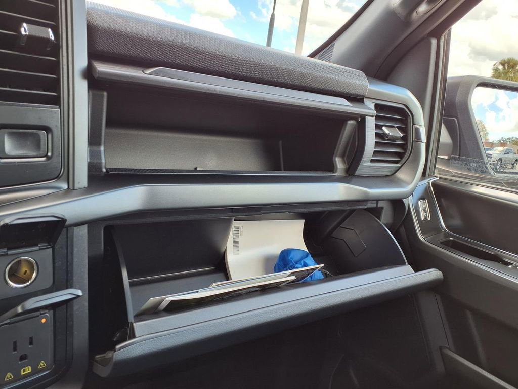 Used 2024 Ford F150 XLT w/ XLT Black Appearance Package image 32