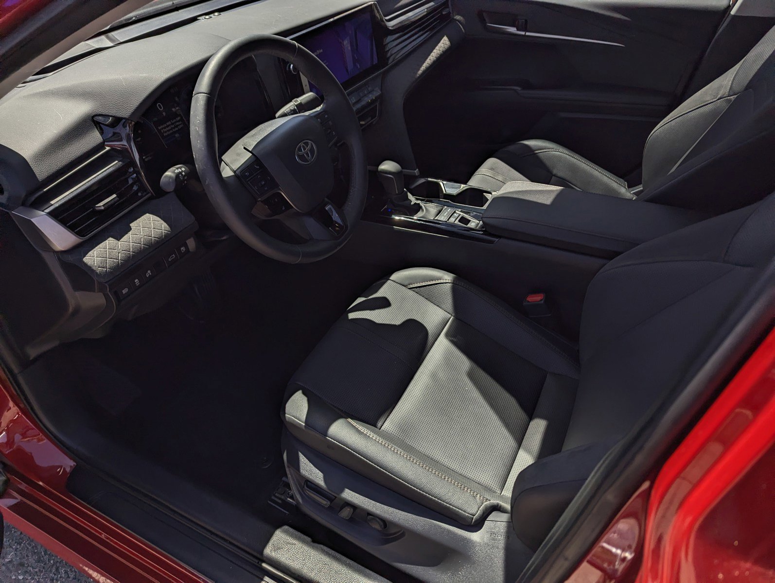 Used 2025 Toyota Camry XLE w/ Premium Package FWD image 10