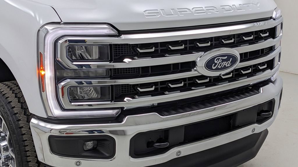 Used 2024 Ford F350 Lariat w/ Lariat Ultimate Package image 44
