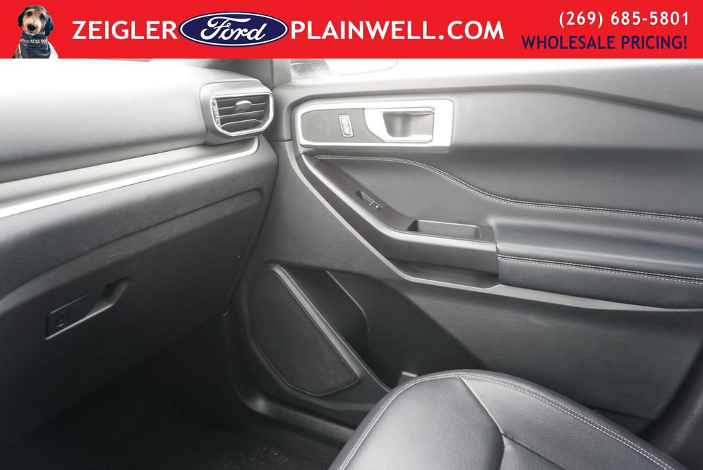 Used 2020 Ford Explorer XLT w/ Equipment Group 202A image 33