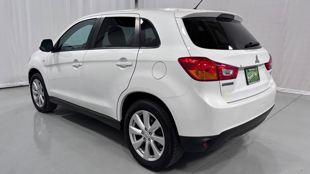Used 2014 Mitsubishi Outlander Sport ES FWD image 7