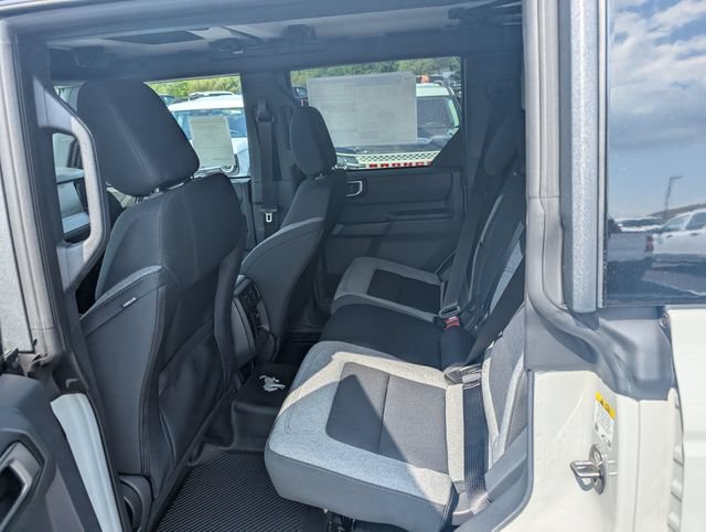 New 2026 Ford Bronco Big Bend w/ Black Appearance Package AWD/4WD image 10