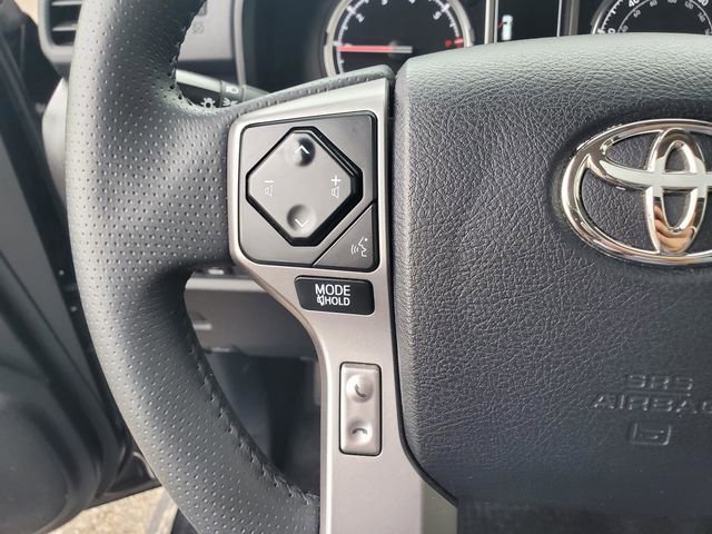 Used 2022 Toyota 4Runner Limited image 18