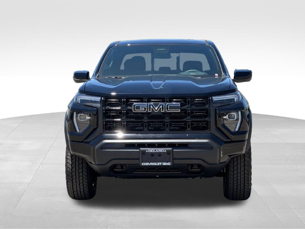 New 2026 GMC Canyon Elevation w/ LPO, Black Badging Package RWD image 8