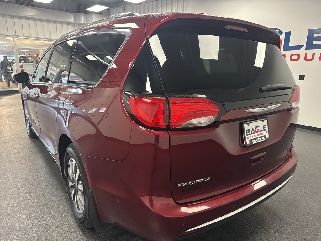 Used 2020 Chrysler Pacifica Touring-L Plus image 7