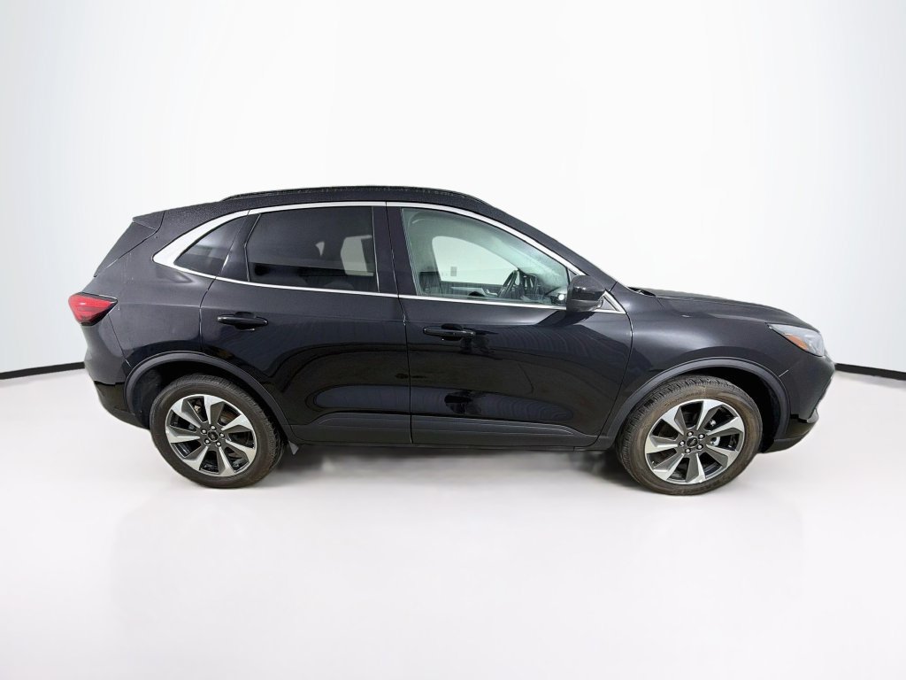 Used 2024 Ford Escape Platinum AWD/4WD image 4