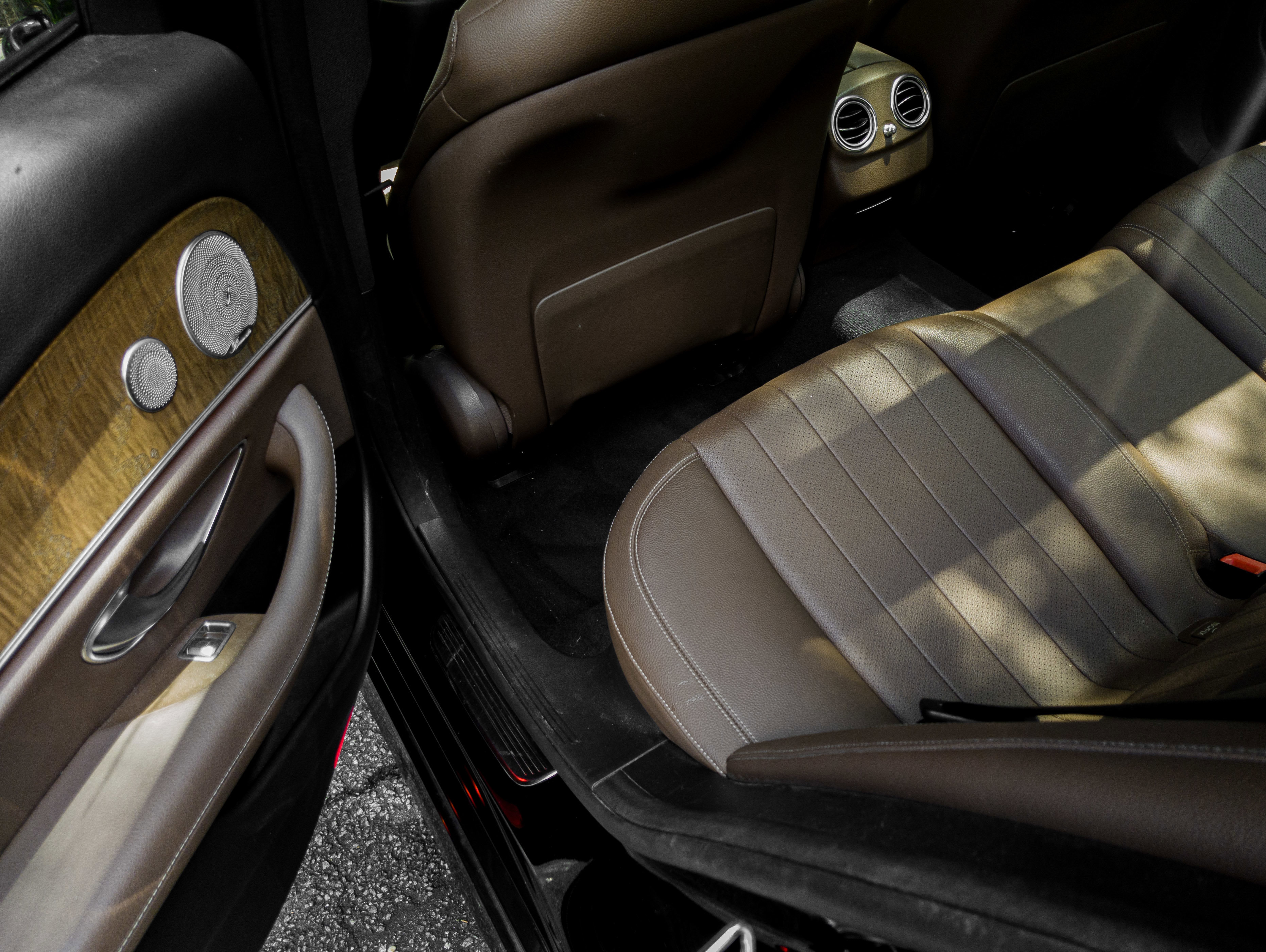 Used 2017 Mercedes-Benz E 300 4MATIC image 10