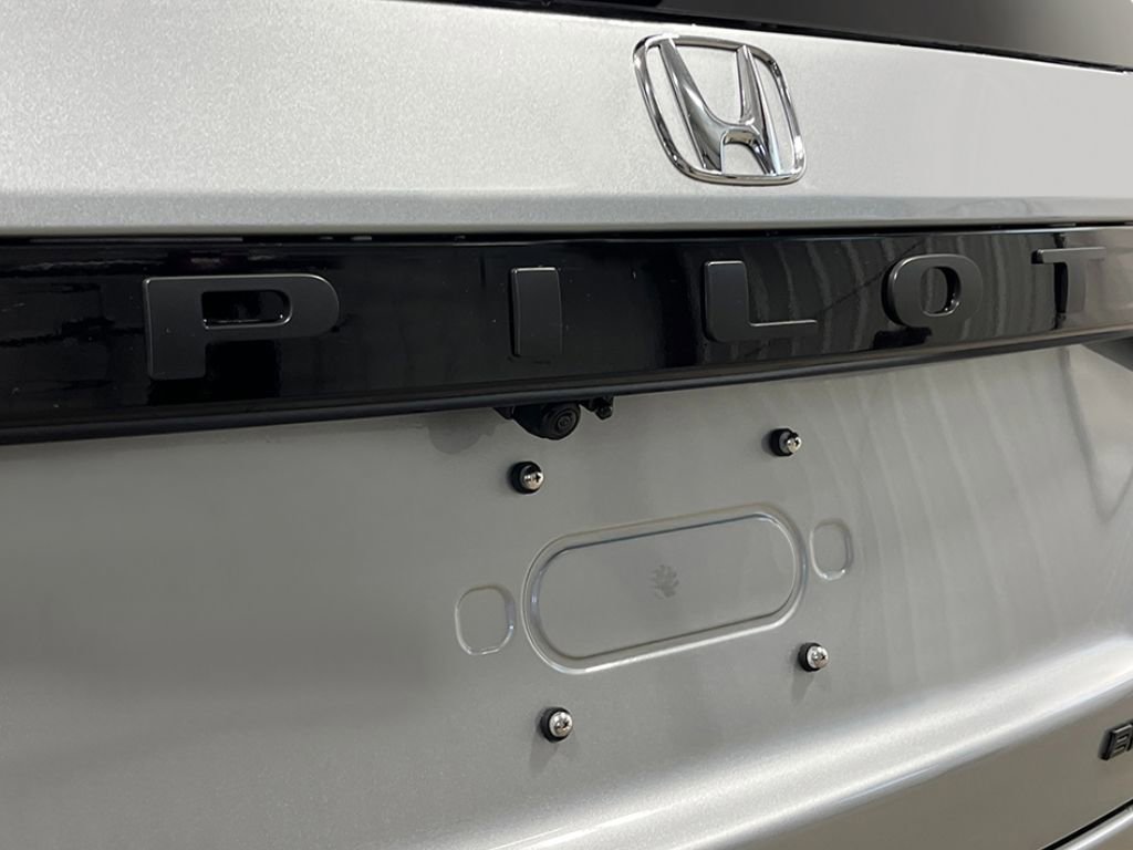 New 2026 Honda Pilot Black Edition image 9