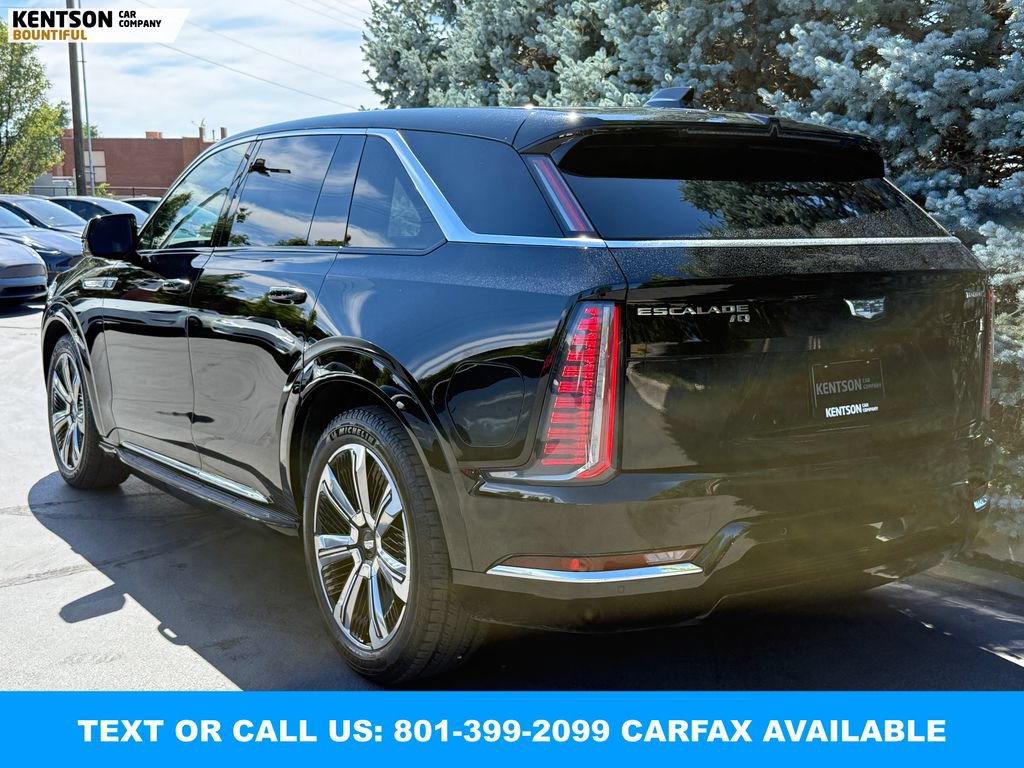 Used 2025 Cadillac Escalade IQ Luxury 2 w/ LPO, Premium Carpet Package AWD/4WD image 6