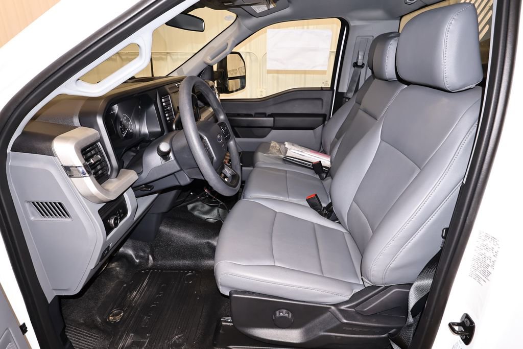 New 2026 Ford F550 4x4 Regular Cab Super Duty image 12