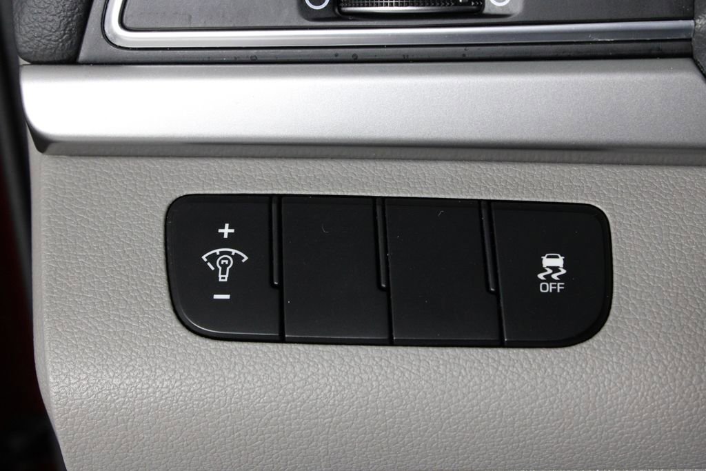 Used 2017 Hyundai Elantra SE w/ Cargo Package image 22