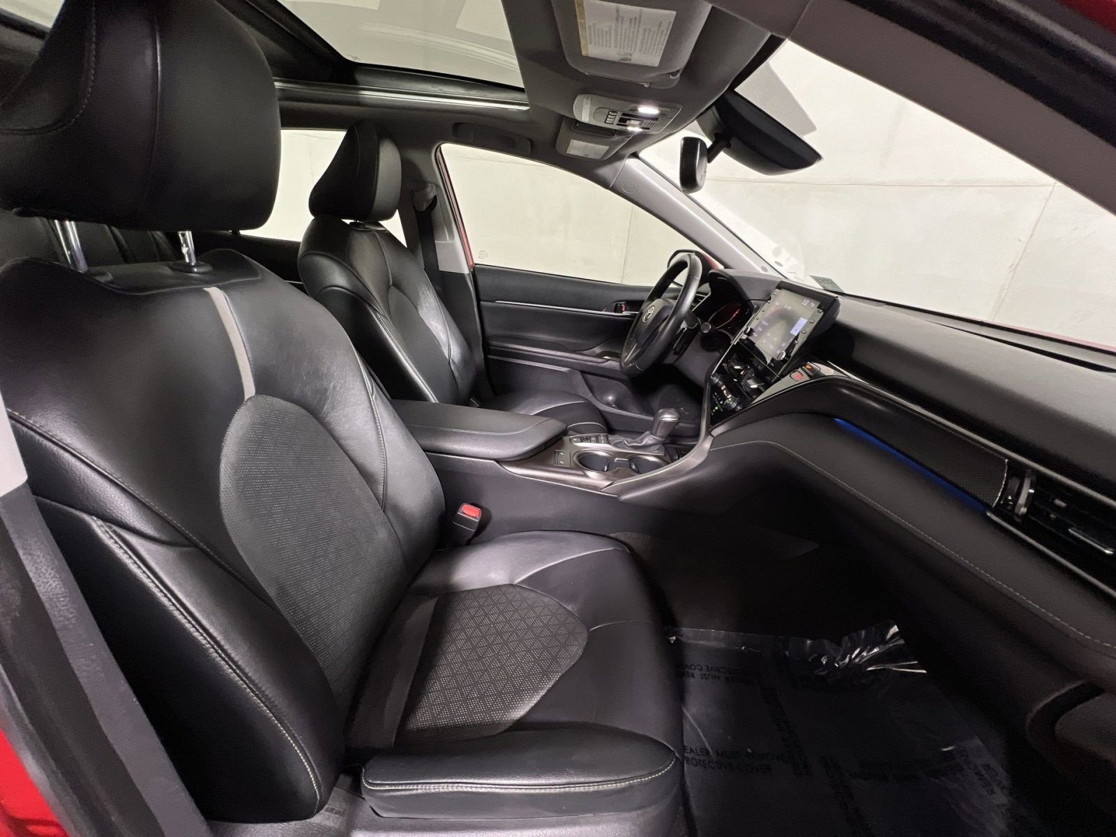 Used 2021 Toyota Camry XSE image 26