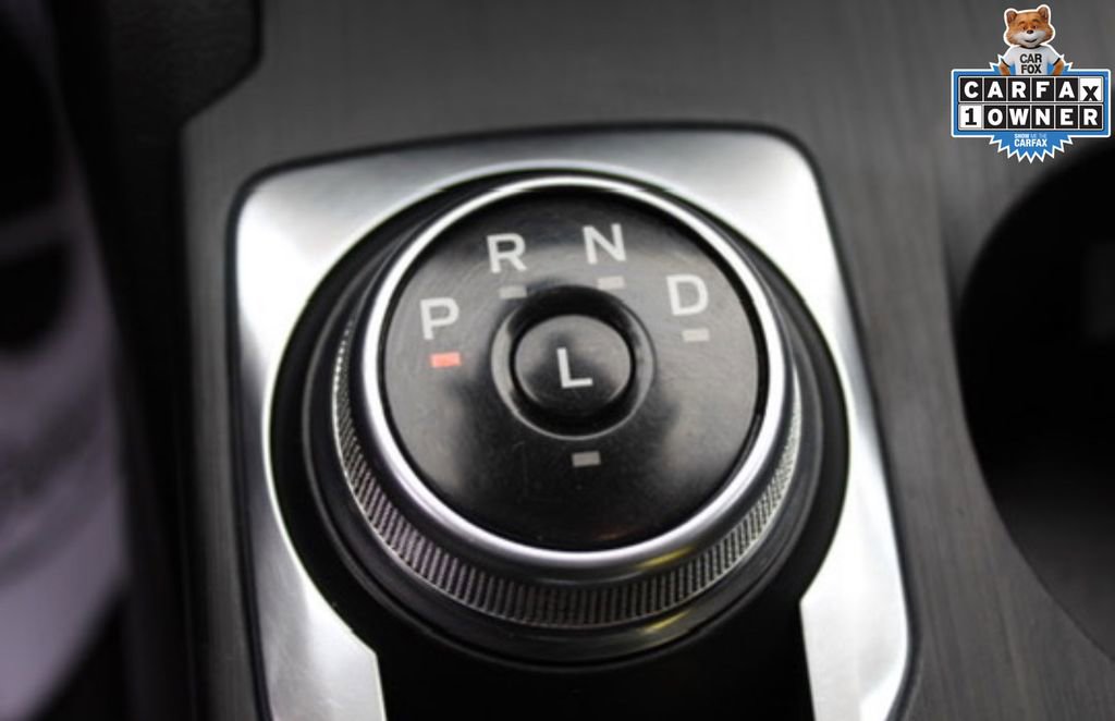 Used 2022 Ford Escape SE w/ Cold Weather Package AWD/4WD image 14