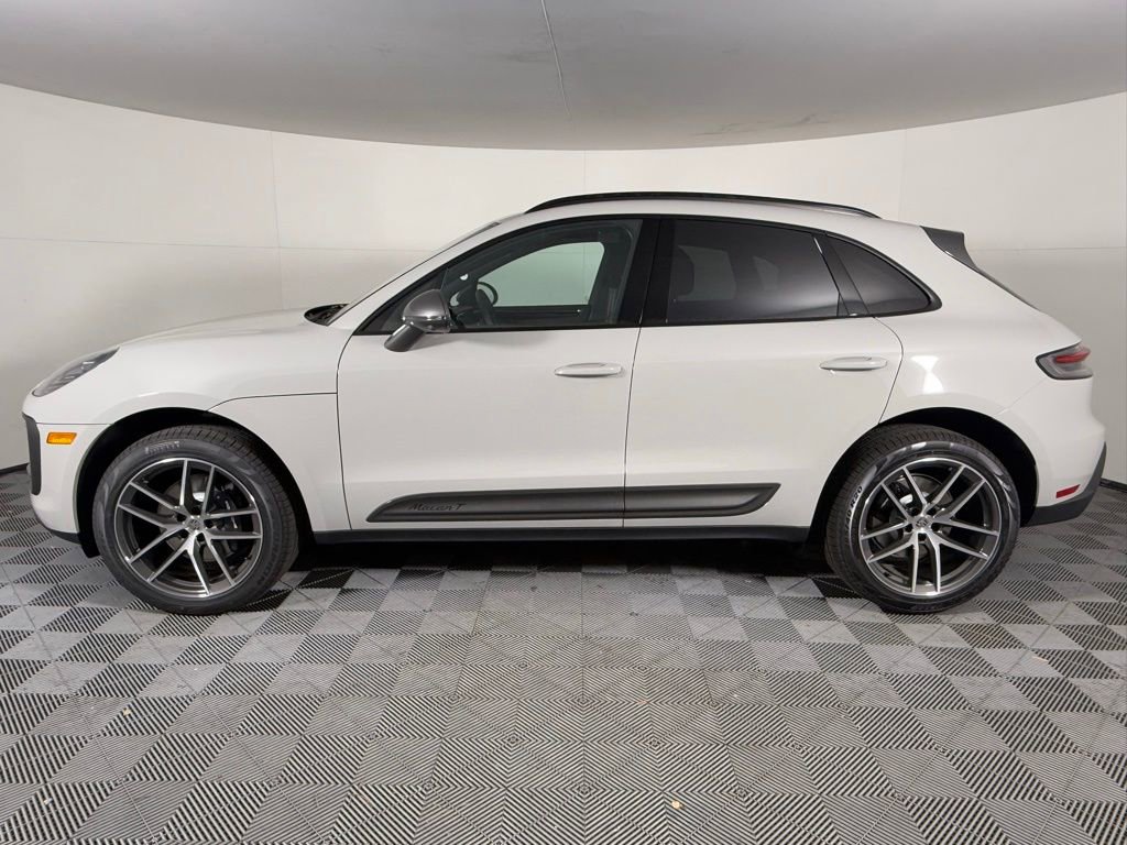 New 2026 Porsche Macan Turbo image 2