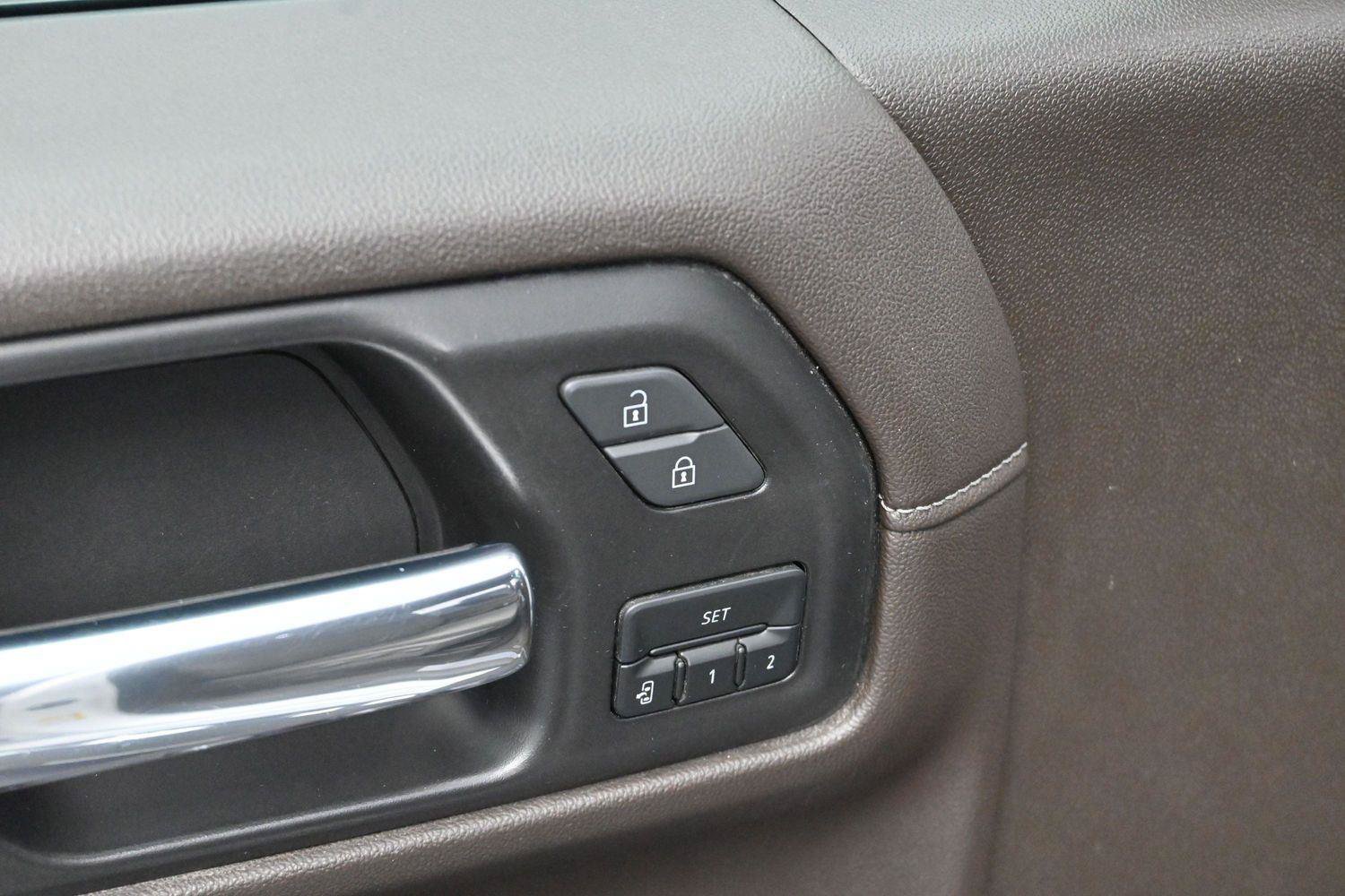 Used 2022 GMC Sierra 1500 SLT AWD/4WD image 10