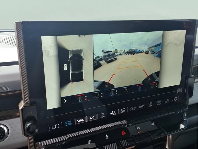 Used 2025 GMC Hummer EV 2X w/ LPO, Sport Package AWD/4WD image 6
