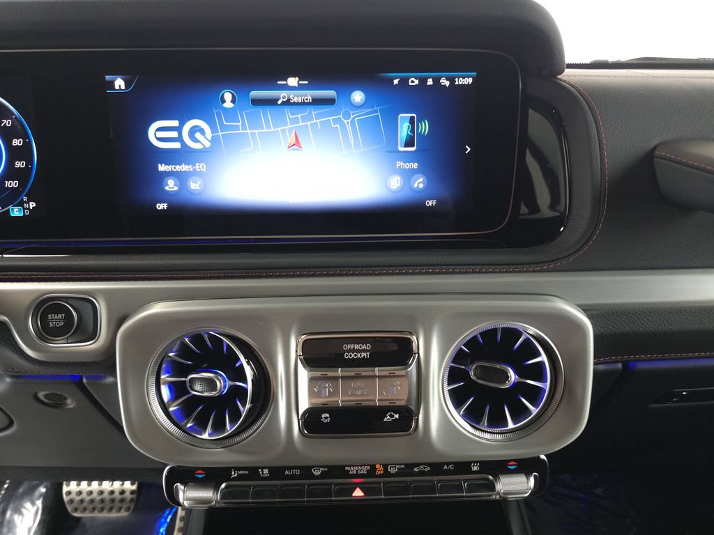 Certified 2025 Mercedes-Benz G 580 w/ Manufactur Interior Package image 16