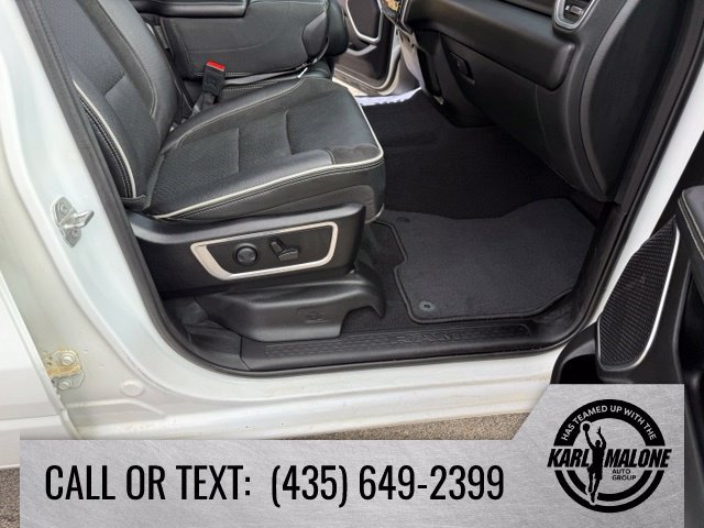 Used 2025 RAM 1500 Laramie AWD/4WD image 38
