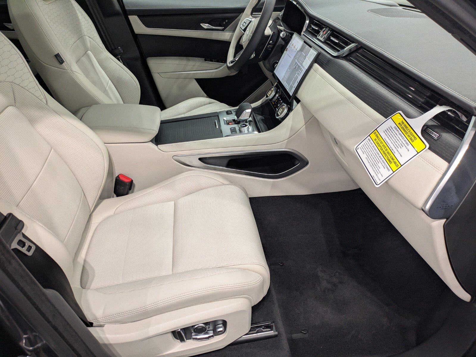 New 2026 Jaguar F-PACE R-Dynamic S AWD/4WD image 24