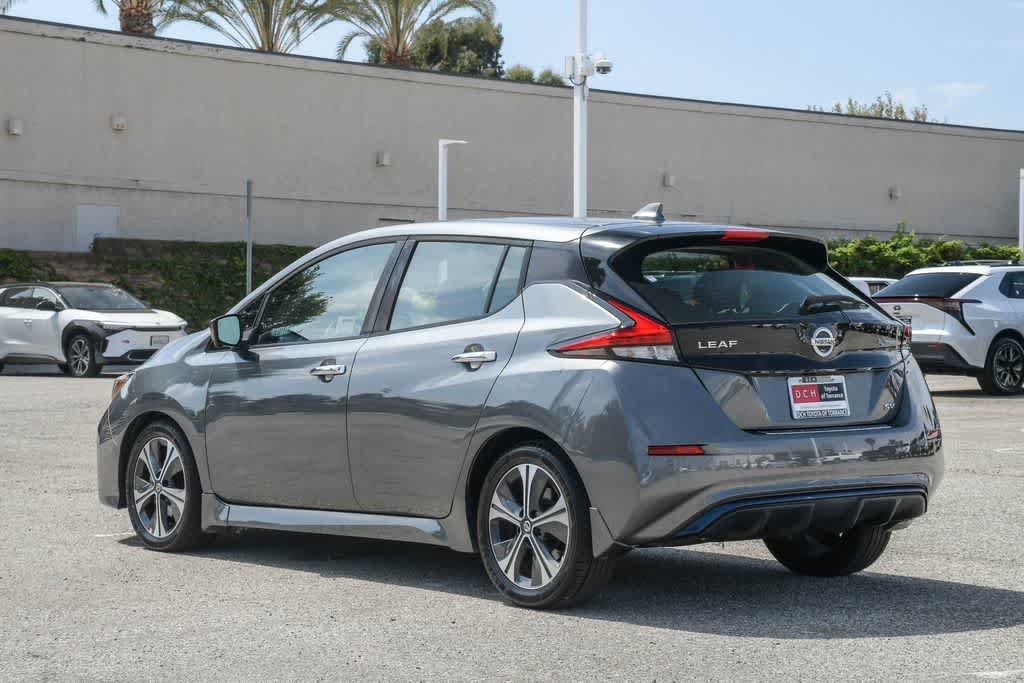 Used 2020 Nissan Leaf SV w/ SV Technology Package FWD image 7