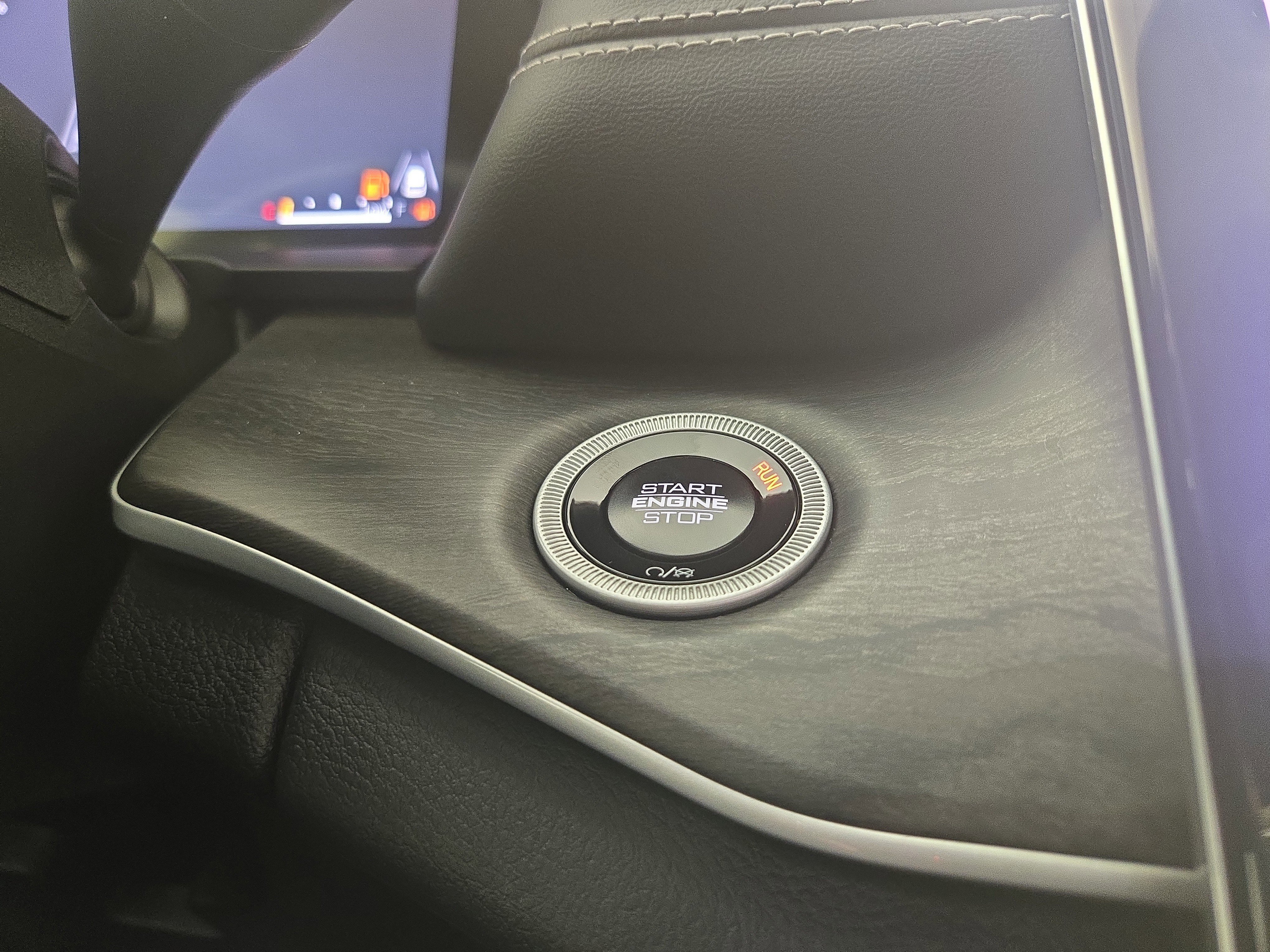 Certified 2024 Jeep Grand Cherokee L Limited image 28