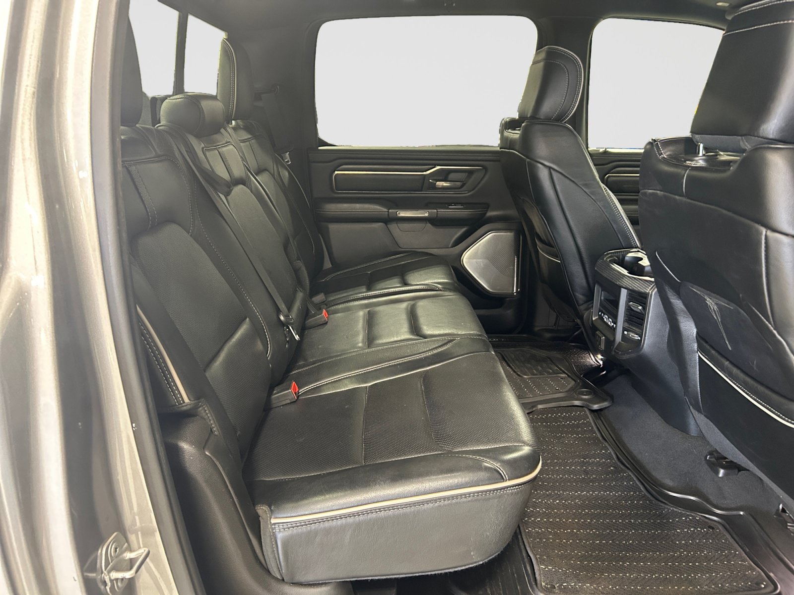 Used 2019 RAM 1500 Limited RWD image 22
