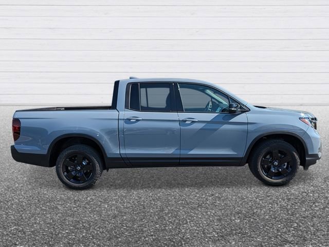 New 2026 Honda Ridgeline Black Edition image 6