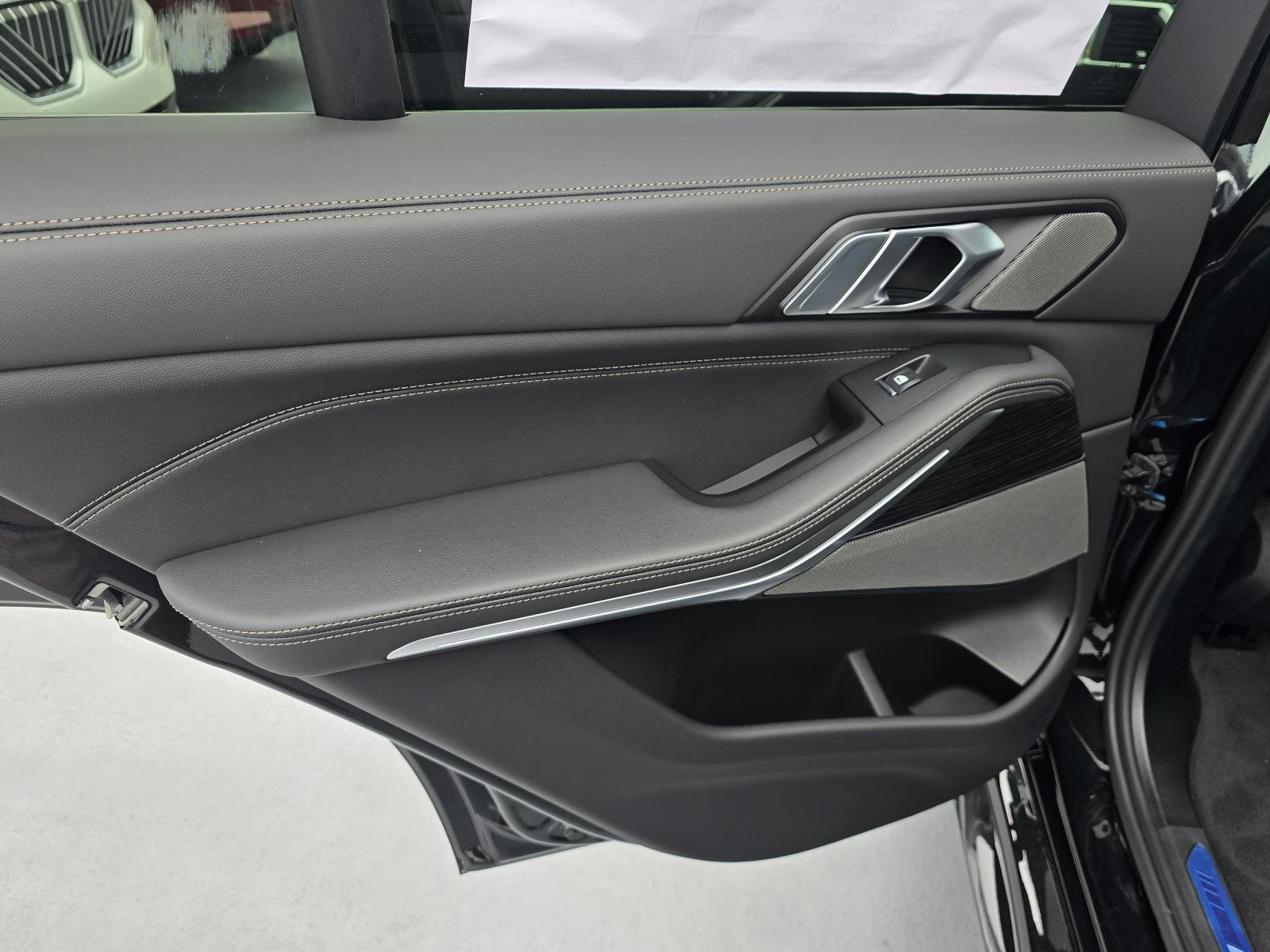 New 2026 BMW X5 xDrive40i w/ M Sport Package image 11