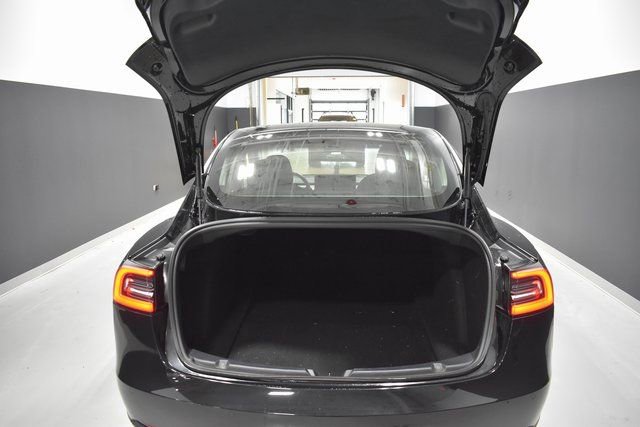 Used 2020 Tesla Model 3 Long Range image 33