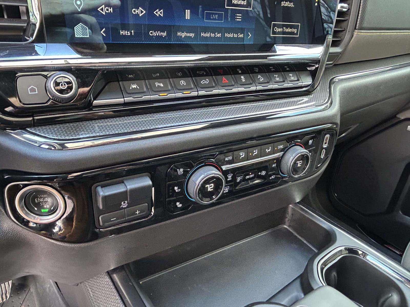 Used 2024 Chevrolet Silverado 1500 ZR2 w/ Technology Package image 25