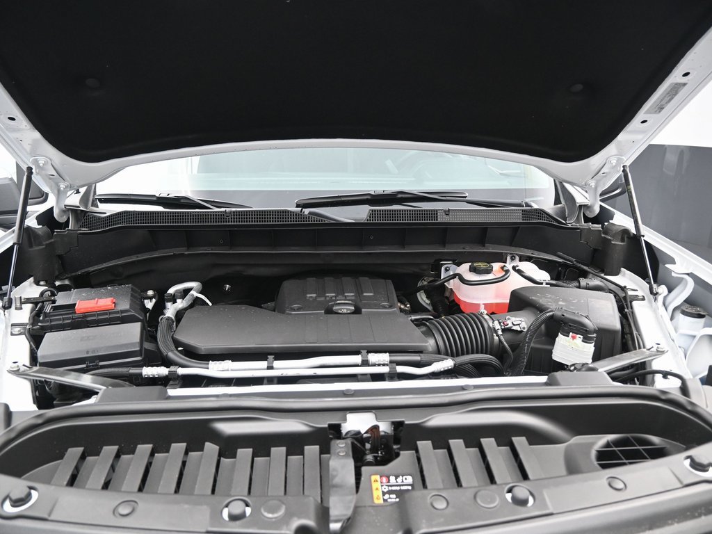 Used 2025 Chevrolet Silverado 1500 LT AWD/4WD image 36