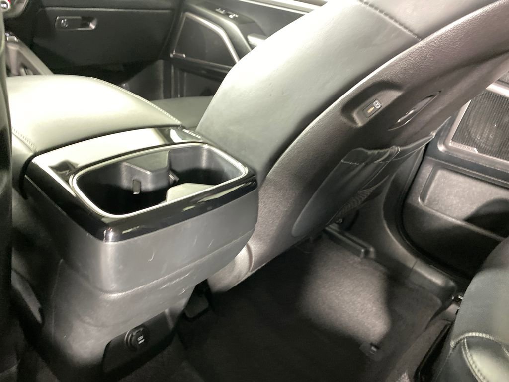 Used 2025 Kia Telluride S image 28